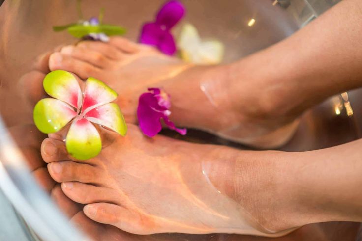 How to Sell Feet Pics Without Getting Scammed